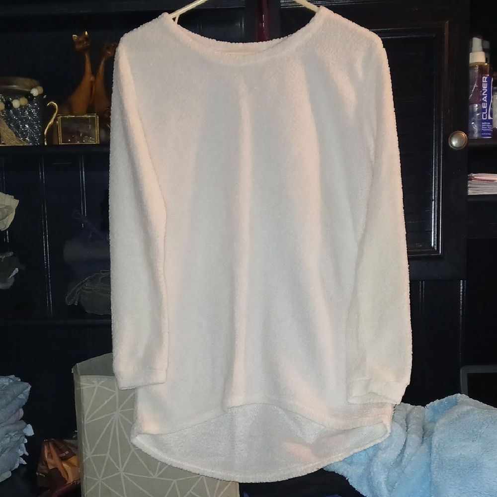 Cozy Cream Women's Sweatshirt